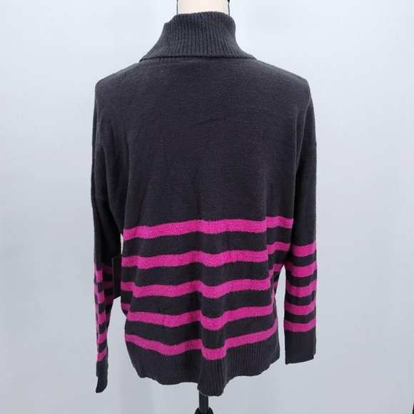 Vince Camuto Women's NWT Large Striped Turtleneck Sweater - Picture 5 of 10